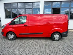 Rot Gebraucht 2015 Ford Transit Custom Trend Van / Kleinbus | 8.200 € (Superpreis)