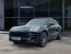 Tiefschwarz Gebraucht 2018 Porsche Macan Turbo Performance Package SUV | 49.250 € (Fairer Preis)