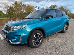 Grün Gebraucht 2024 Suzuki Vitara Comfort+ SUV | 27.500 € (Etwas zu teuer)
