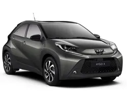 Grün Gebraucht 2023 Toyota Aygo Pulse Kleinwagen | 16.290 € (Fairer Preis)