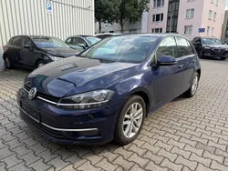 Blau Gebraucht 2018 VW Golf VII Comfortline Limousine | 16.990 € (Fairer Preis)