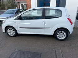 Weiß Gebraucht 2014 Renault Twingo Expression Kleinwagen | 2.250 € (Fairer Preis)