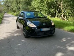 Schwarz Gebraucht 2014 Renault Clio IV Dynamique Kleinwagen | 4.250 € (Teuer)