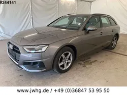 Grey metallic Gebraucht 2022 Audi A4 S-Line Kombi | 23.490 €