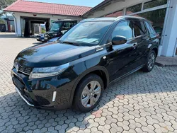 Schwarz Neu 2025 Suzuki Vitara Comfort SUV | 25.990 € (Fairer Preis)