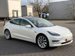 Weiß Gebraucht 2020 Tesla Model 3 Standard Range Plus Limousine | 20.990 € (Fairer Preis)