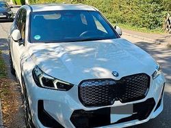 Weiß Gebraucht 2024 BMW iX1 Sport Line SUV | 40.500 € (Fairer Preis)