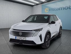 Weiß Gebraucht 2025 Peugeot e-3008 SUV | 47.599 € (Guter Preis)