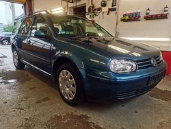 Blau Gebraucht 2003 VW Golf IV Pacific Kombi | 900 € (Superpreis)