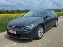 Grau Gebraucht 2024 VW Golf VIII Life Limousine | 22.900 € (Guter Preis)