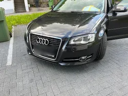 Grau Gebraucht 2011 Audi A3 Sportback Limousine | 6.900 € (Fairer Preis)