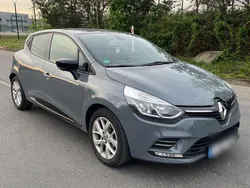 Grau Gebraucht 2019 Renault Clio IV LIMITED Kleinwagen | 10.100 € (Fairer Preis)