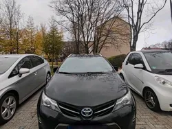 Schwarz Gebraucht 2014 Toyota Auris Hybrid Sport Kombi | 9.250 € (Guter Preis)