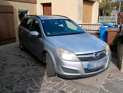 Grau Gebraucht 2007 Opel Astra Kombi | 1.400 € (Fairer Preis)