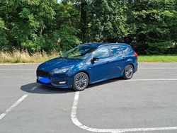 Blau Gebraucht 2017 Ford Focus ST-Line Kombi | 7.300 € (Superpreis)