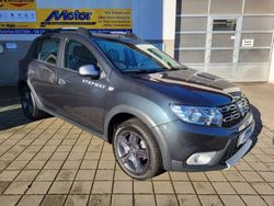 Grau "comete" Gebraucht 2018 Dacia Sandero Celebration Kleinwagen | 10.210 € (Fairer Preis)