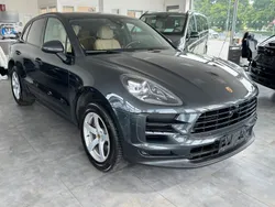 Grau Gebraucht 2019 Porsche Macan SUV | 38.500 € (Superpreis)