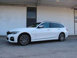 Weiß Gebraucht 2021 BMW 330e M Sport Limousine | 28.390 € (Guter Preis)