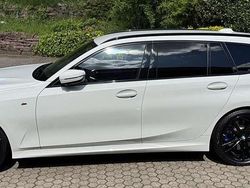 Weiß Gebraucht 2024 BMW 318 M Sport Kombi | 41.900 € (Teuer)