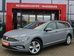 Mondsteingrau Gebraucht 2022 VW Passat Conceptline Kombi | 24.490 € (Fairer Preis)