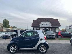 Blau Gebraucht 2017 Smart ForTwo Coupé Passion Kleinwagen | 9.990 € (Fairer Preis)