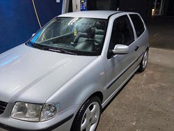Silber Gebraucht 2000 VW Polo Kleinwagen | 1.600 € (Etwas zu teuer)
