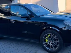 Schwarz Gebraucht 2023 Porsche Cayenne SUV | 98.000 € (Teuer)