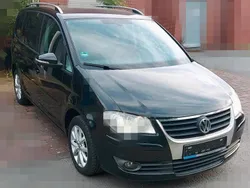 Weiß Gebraucht 2010 VW Touran Van / Kleinbus | 6.000 € (Fairer Preis)
