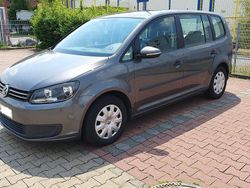 Grau Gebraucht 2012 VW Touran Van / Kleinbus | 4.300 € (Fairer Preis)