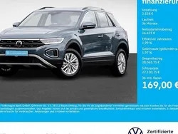 Petroleum blue metallic Gebraucht 2024 VW T-Roc Life SUV | 29.181 € (Superpreis)