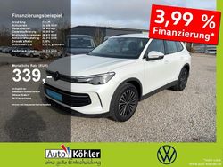 Oryxweiß perlmutteffekt / grau melange (metallic) Gebraucht 2024 VW Tiguan Life SUV | 32.460 € (Fairer Preis)