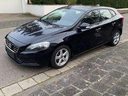 Schwarz Gebraucht 2014 Volvo V40 Limousine | 9.990 € (Fairer Preis)