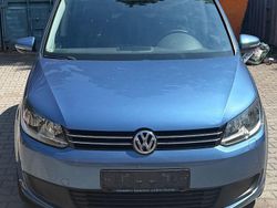 Blau Gebraucht 2011 VW Touran Comfortline Van / Kleinbus | 5.699 € (Guter Preis)
