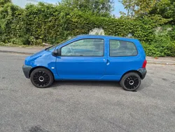 Blau Gebraucht 2006 Renault Twingo Authentique Kleinwagen | 2.499 € (Etwas zu teuer)