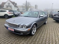 Grau Gebraucht 2006 Jaguar XJ8 Executive Limousine | 16.890 € (Fairer Preis)