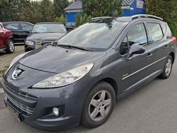 Grau Gebraucht 2013 Peugeot 207 Forever Kombi | 4.250 € (Fairer Preis)