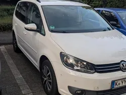 Weiß Gebraucht 2011 VW Touran Comfortline Van / Kleinbus | 4.800 € (Guter Preis)