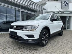 Weiß Gebraucht 2020 VW Tiguan IQ Drive SUV | 21.980 € (Etwas zu teuer)