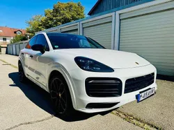 Weiß Gebraucht 2022 Porsche Cayenne SUV | 89.900 € (Superpreis)
