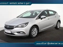 Silber Gebraucht 2019 Opel Astra Edition Limousine | 9.400 € (Fairer Preis)
