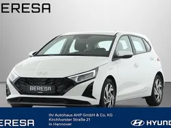 Atlas white / sol Neu 2025 Hyundai i20 Trend Limousine | 19.280 € (Guter Preis)