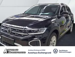Deep black perleffekt Gebraucht 2024 VW T-Roc Style SUV | 29.889 € (Fairer Preis)