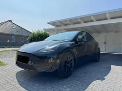 Schwarz Gebraucht 2023 Tesla Model Y Standard Range SUV | 34.900 € (Fairer Preis)