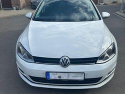 Weiß Gebraucht 2016 VW Golf VII Allstar Limousine | 12.199 € (Fairer Preis)