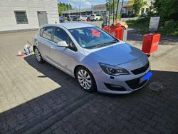 Grau Gebraucht 2013 Opel Astra Edition Limousine | 4.500 € (Guter Preis)
