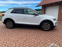 Weiß Gebraucht 2023 VW T-Roc Style SUV | 27.450 € (Guter Preis)