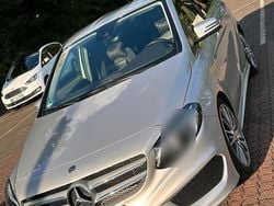 Silber Gebraucht 2025 Mercedes B220 Van / Kleinbus | 17.699 €