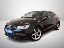Schwarz Gebraucht 2015 Audi A3 Ambiente Limousine | 12.990 € (Fairer Preis)