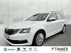 Weiß Gebraucht 2018 Skoda Octavia Ambition Kombi | 14.990 € (Fairer Preis)