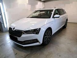 Weiß Gebraucht 2021 Skoda Superb LAURIN & KLEMENT Kombi | 24.900 € (Fairer Preis)